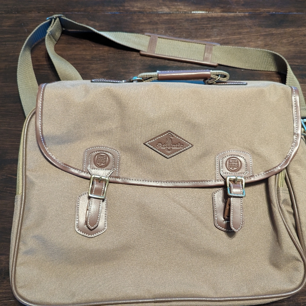 Atlantic UPS Messenger Bag - Exclusive - NWOT